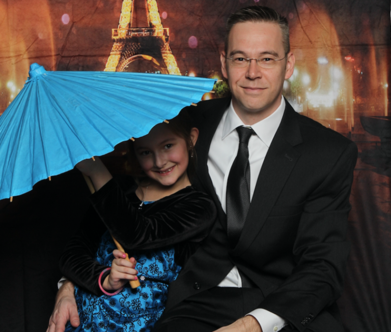 A Night in Paris: The Annual MVPS Father/Daughter Dance